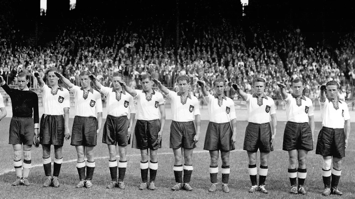 Крах на ЧС-1938, служба у Вермахті, сумний фінал легенд і грабунок євреїв – як жила австрійська Вундертім після аншлюсу