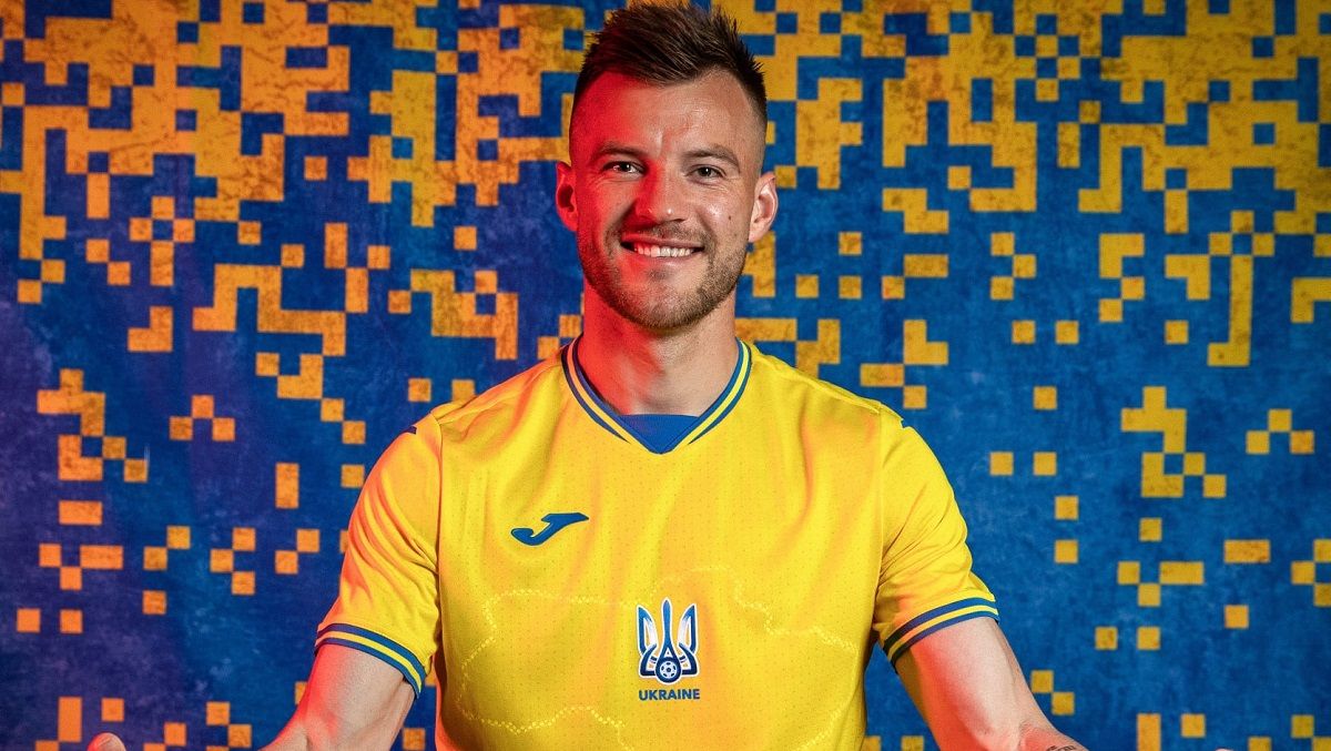 Андрій Ярмоленко в новому екіпіруванні / Facebook Андрія Павелка