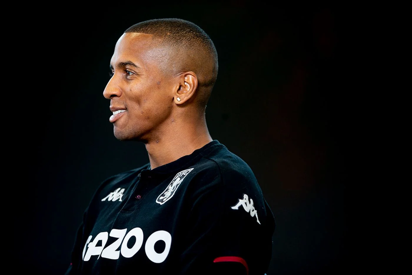 Эшли Янг/ Фото ФК Астон Вилла