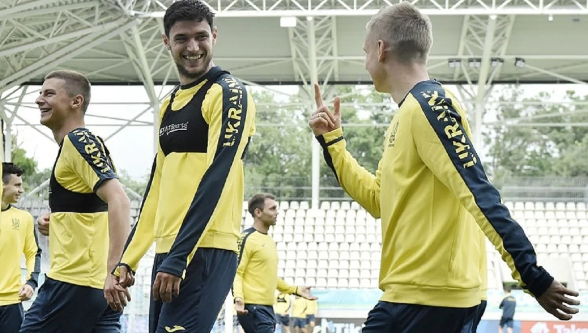 Роман Яремчук (в центрі) / Фото П. Кубанова