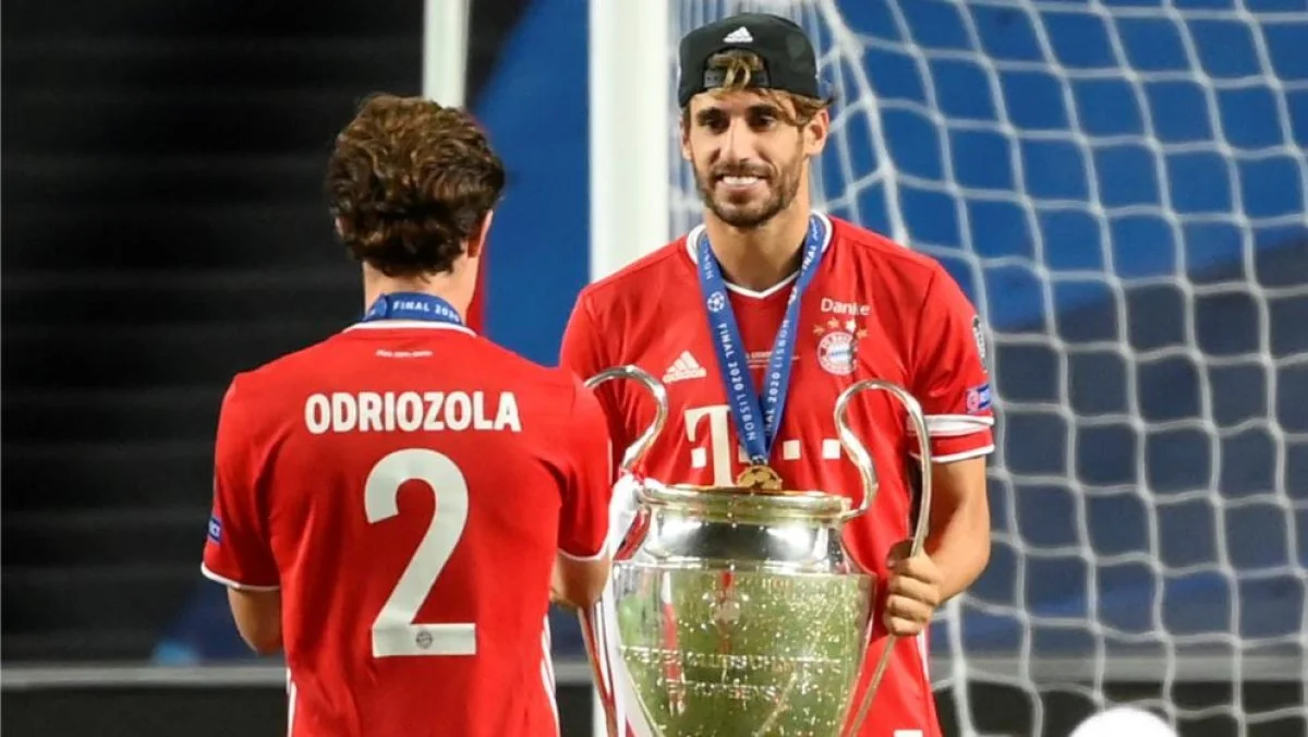 Хаві Мартінес та Альваро Одріосола / Bild