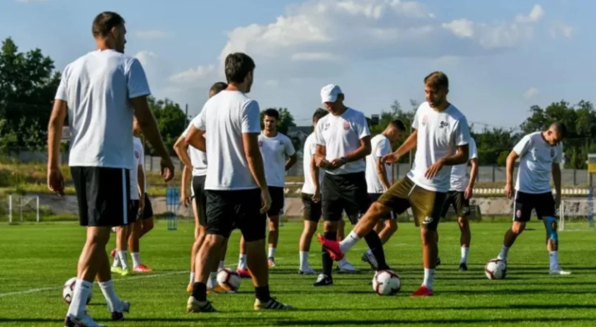 Тренування гравців Зорі / фото: ФК Зоря