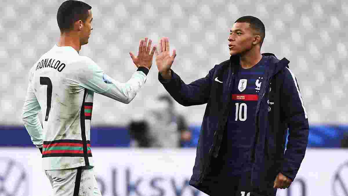 Роналду и Мбаппе обменялись футболками после выхода в 1/8 финала Евро-2020 – фото дня