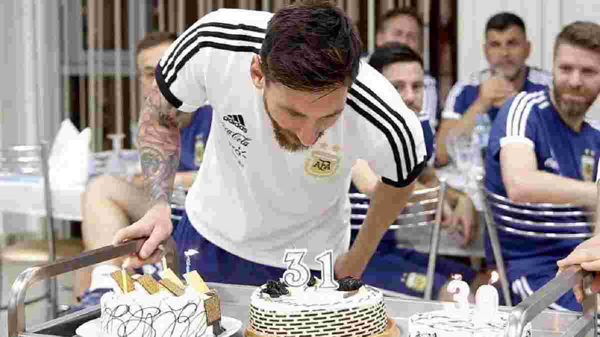 Засипали подарунками посеред ночі – який сюрприз гравці Аргентини підготували для Мессі до дня народження