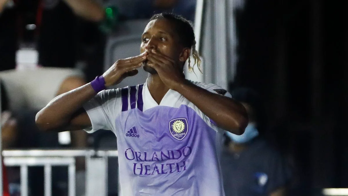 Нані відзначився розкішним пострілом / USA Today Sports