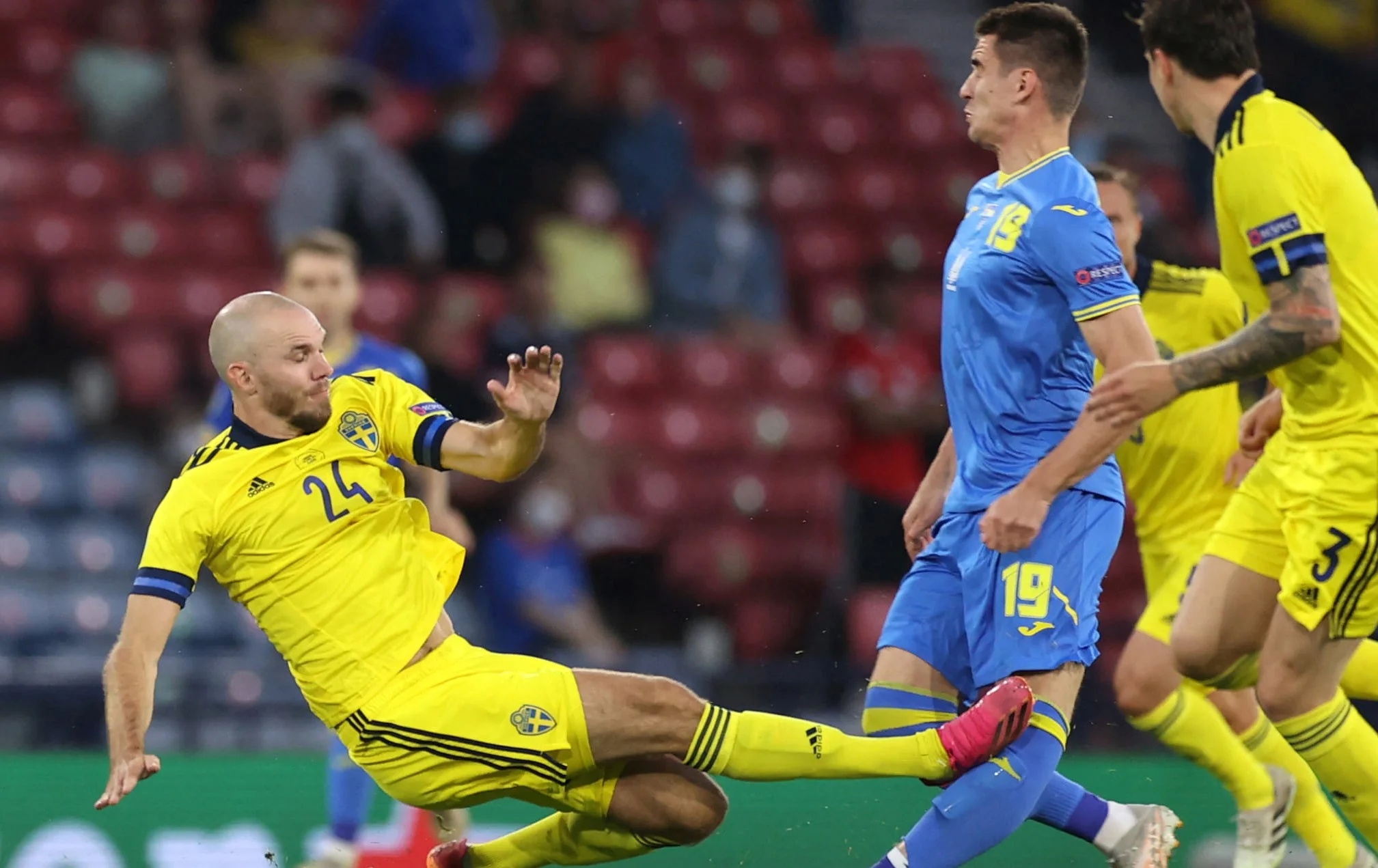 Травма Беседина на Евро 2020 – что с ним будет дальше