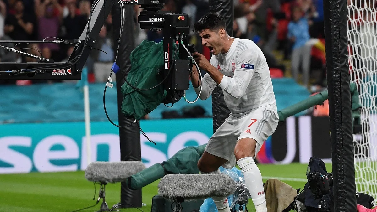 Альваро Мората забив у ворота Італії / Getty Images