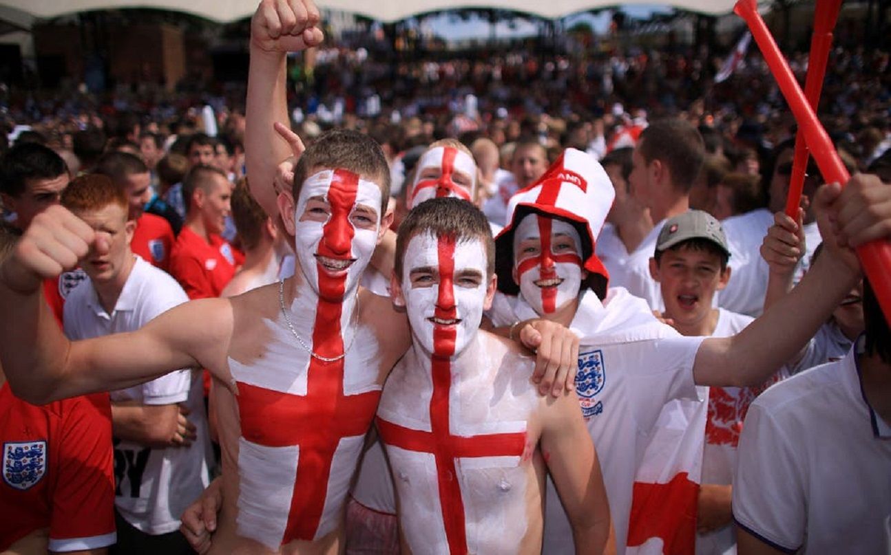 Фаны сборной Англии / Getty Images