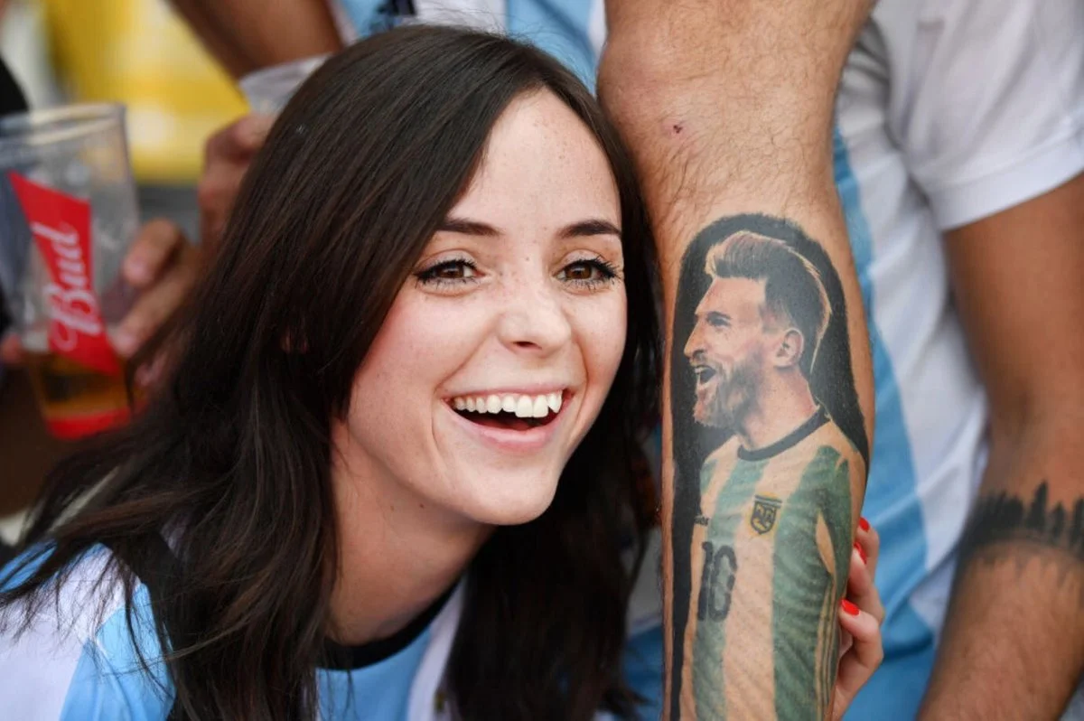 Фанатка Мессі / Фото Reuters