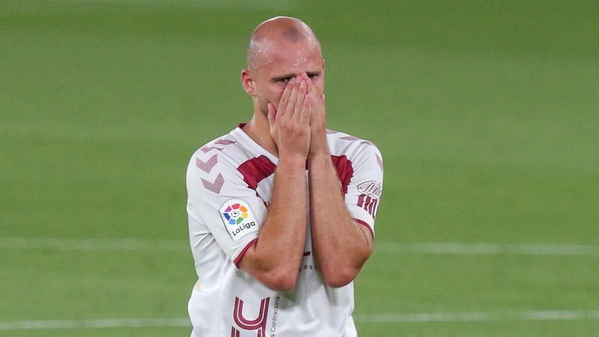 Роман Зозуля не перейде в Алькоркон / AS