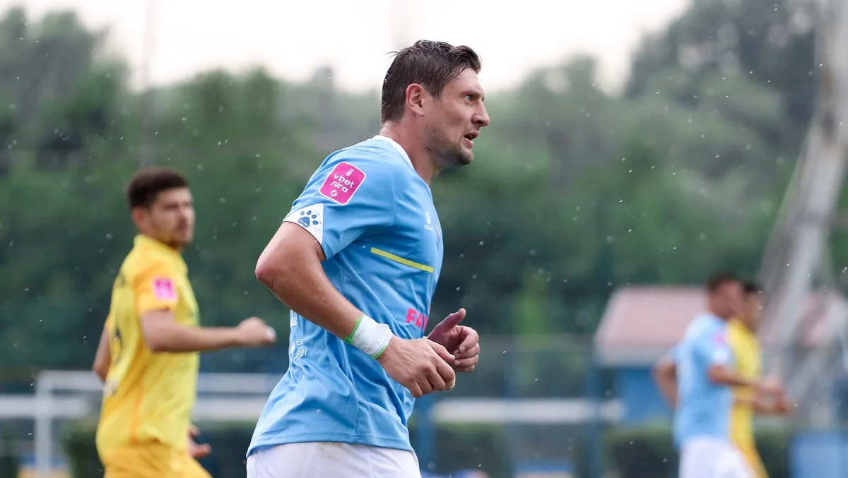 Євген Селезньов у матчі з Олександрією / Facebook Миная