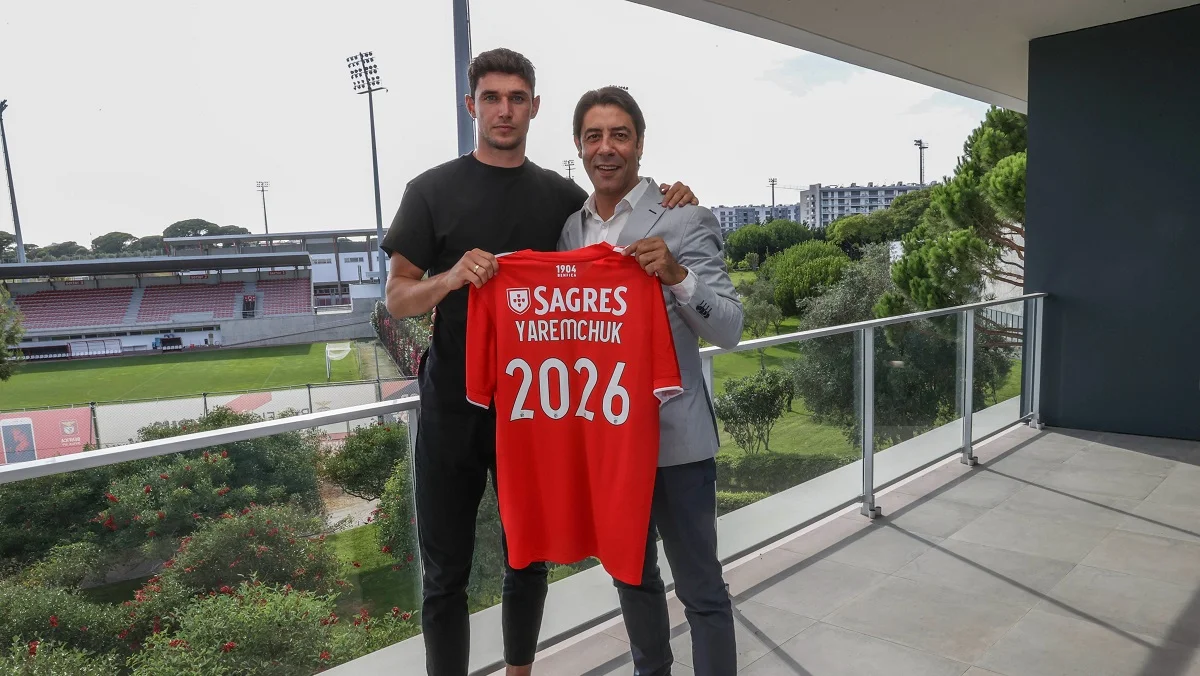 Роман Яремчук и Руй Кошта / Twitter Бенфики