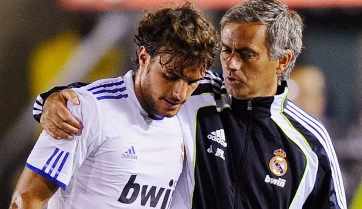 Педро Леон і Жозе Моурінью / Getty Images