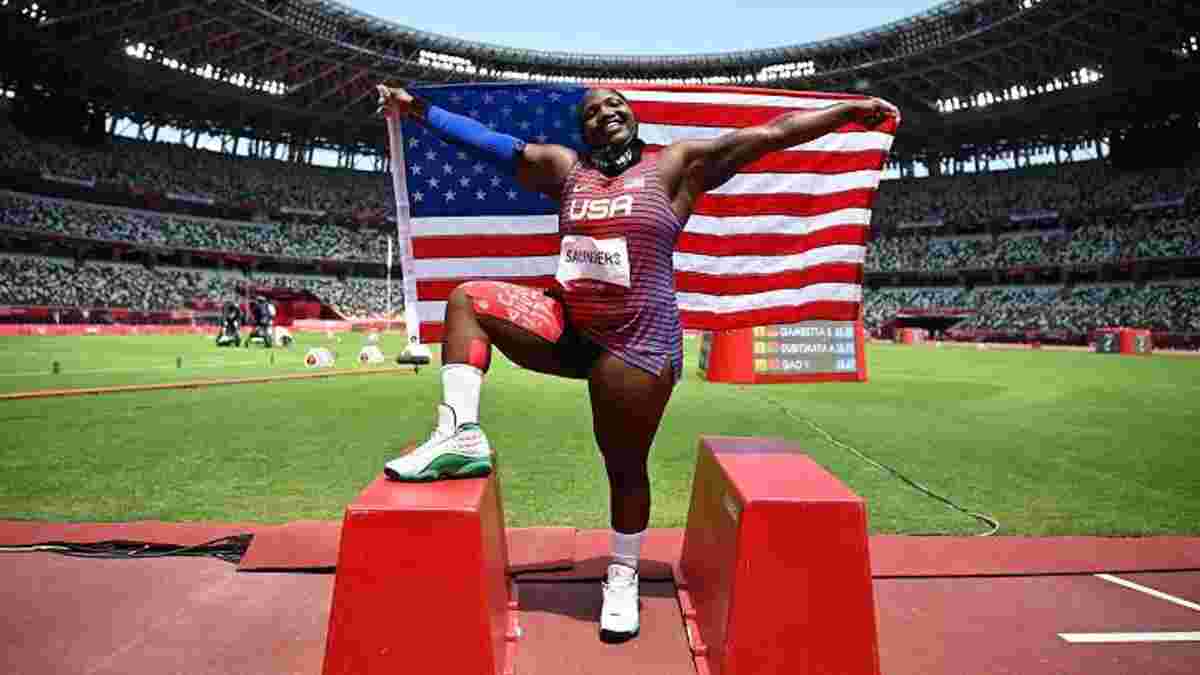 "Я була молодим, чорним і геєм": американська срібна призерка викликала ажіотаж на Олімпіаді 
