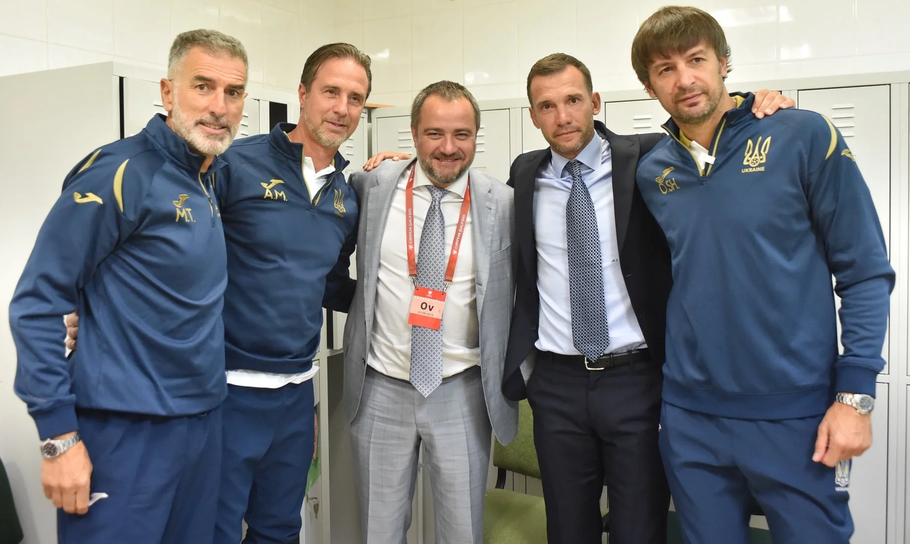 Андрей Павелко с тренерским штабом сборной Украины / Facebook Андрея Павелко