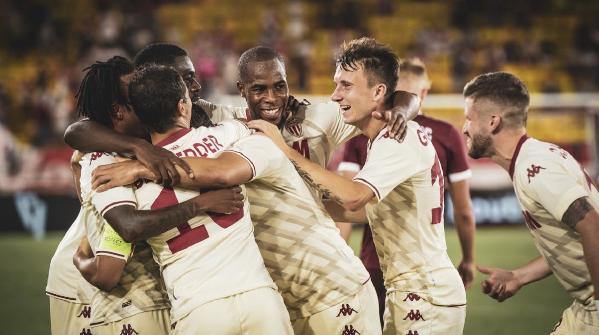 Головин (второй справа) / Monaco