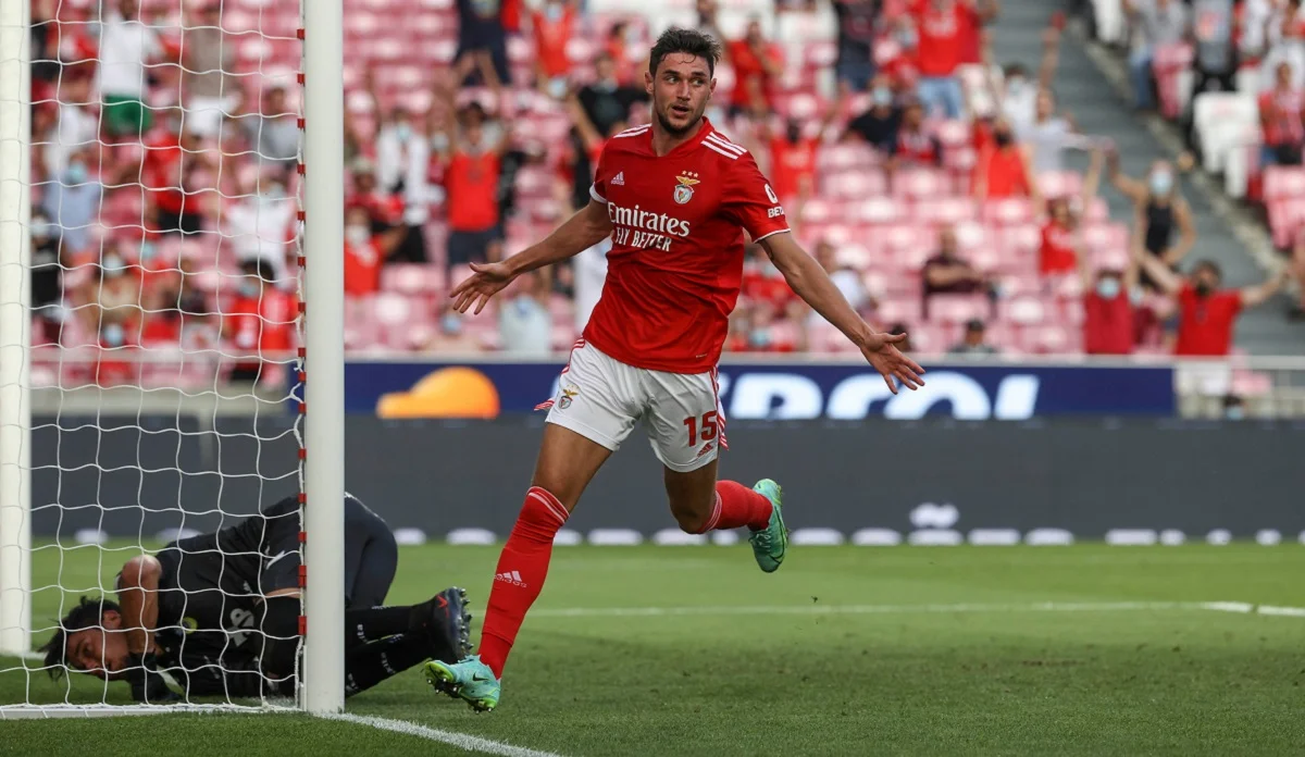 Роман Яремчук / ФК Бенфіка