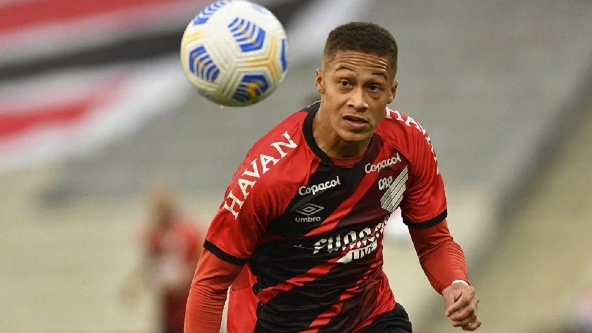 Вітінью / ФК Атлетіко Паранаенсе