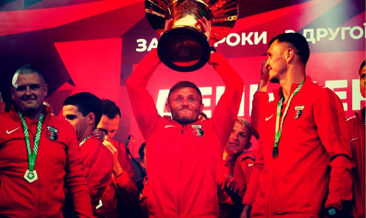 Михайло Сергійчук (у центрі) / Facebook