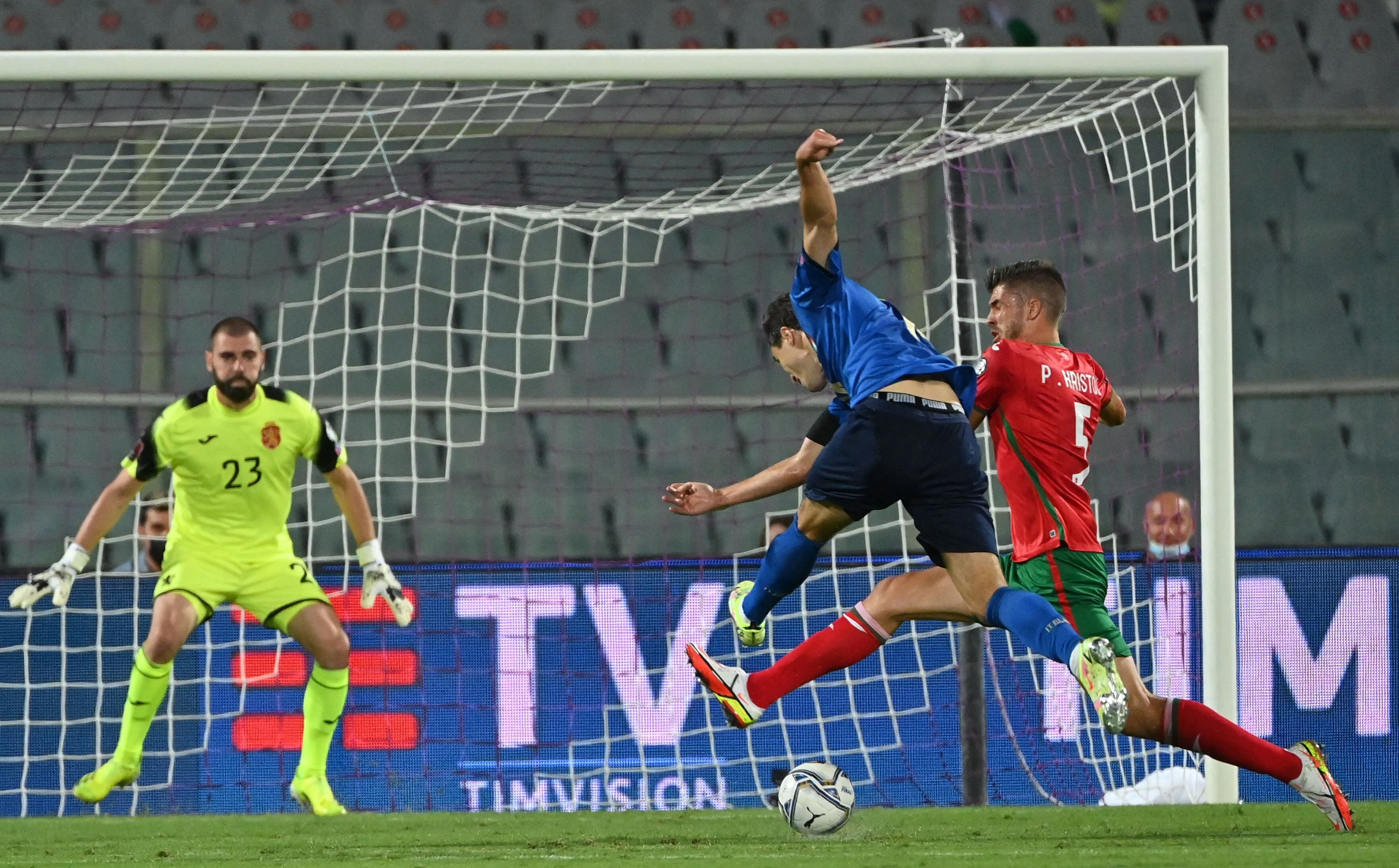 Кьеза в огне / твиттер сборной Италии