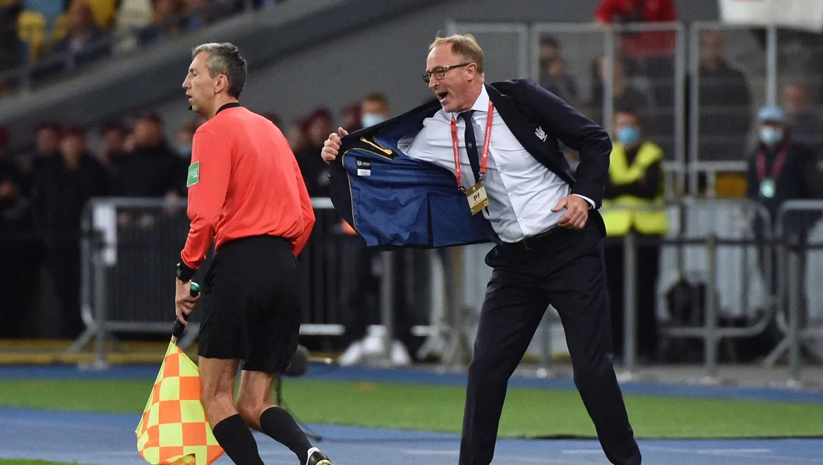 Александр Петраков в матче с Францией / Сайт УЕФА