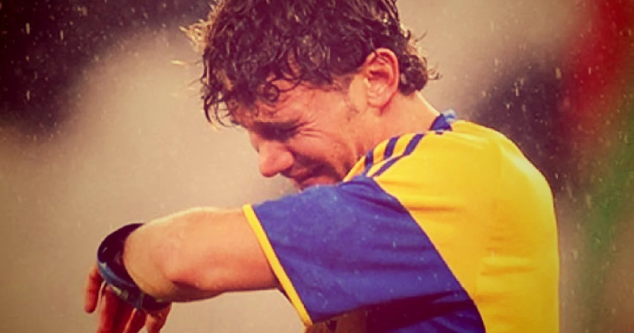 Андрій Шевченко плаче після Греції-2009 / Фото ТСН