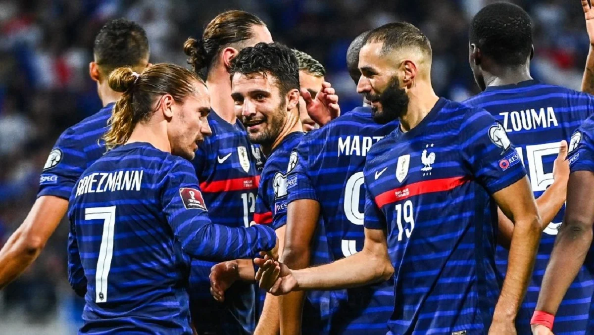 Франция – Финляндия – 2:0 – видео голов и обзор матча / Twitter "Ле Блё"