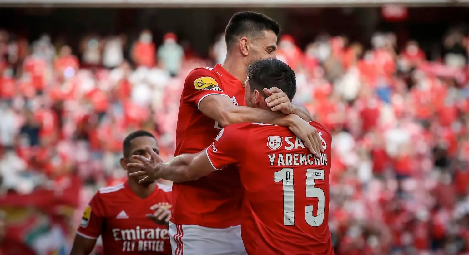 Яремчук в обіймах партнера / Prime Time Zone