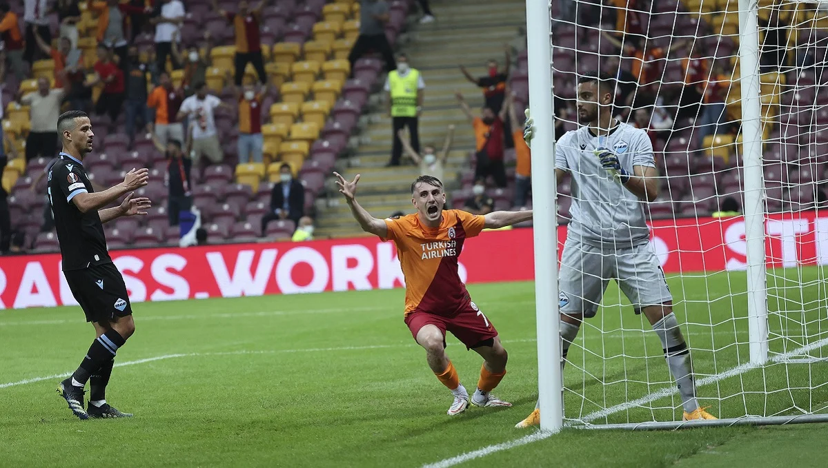 Томас Стракоша епічно пропустив / Фото із Twitter