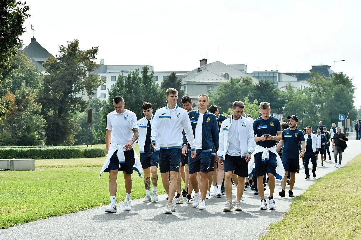 україна україна