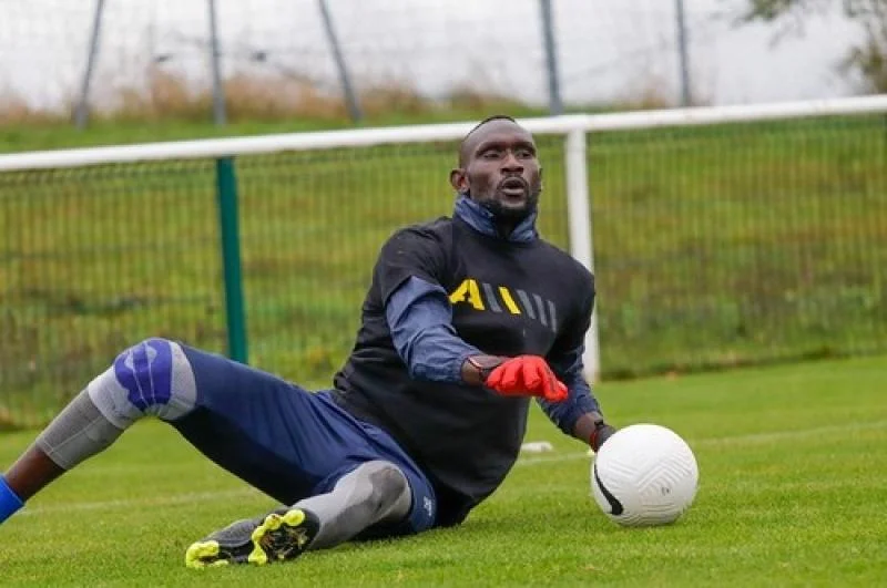 ндойє ндойє