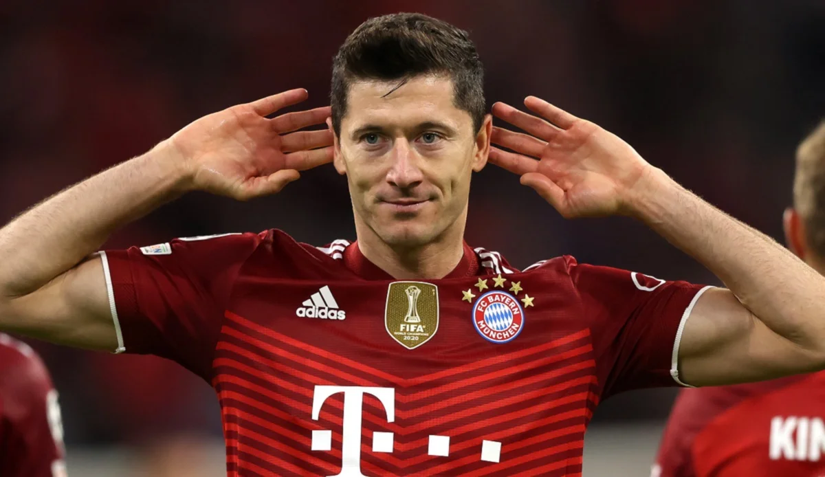 Роберт Левандовски забил Динамо-2 гола / ФК Бавария Мюнхен