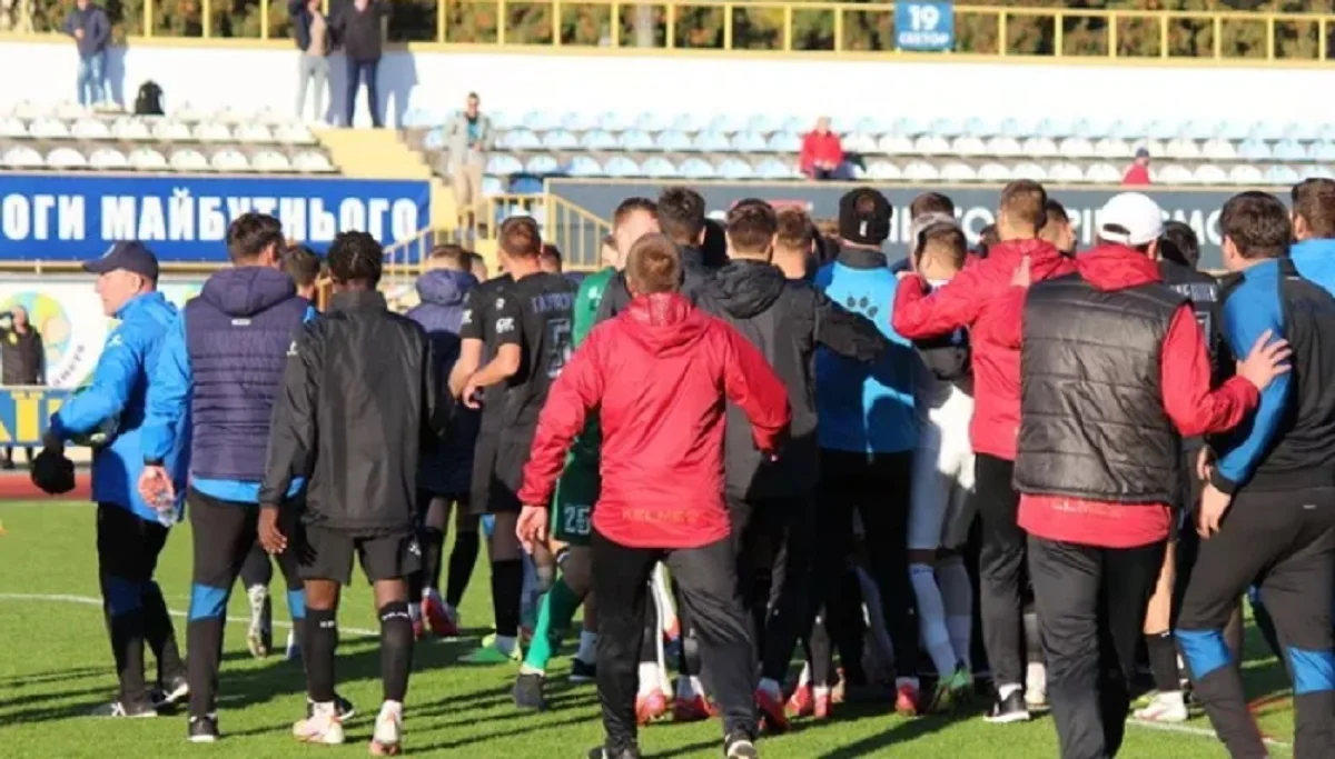 Драка на матче Подолье – Олимпик / Фото из открытых источников