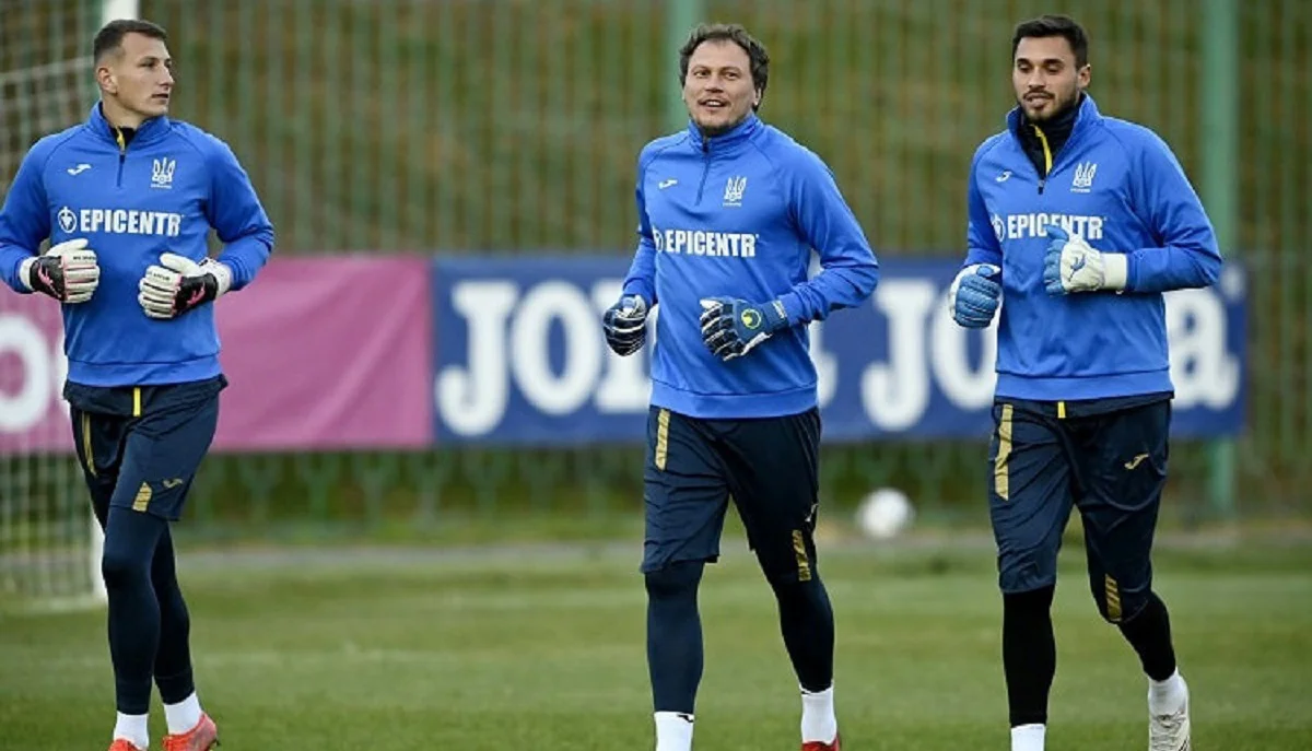 Дмитрий Ризнык, Андрей Пятов и Георгий Бущан / Фото П. Кубанова