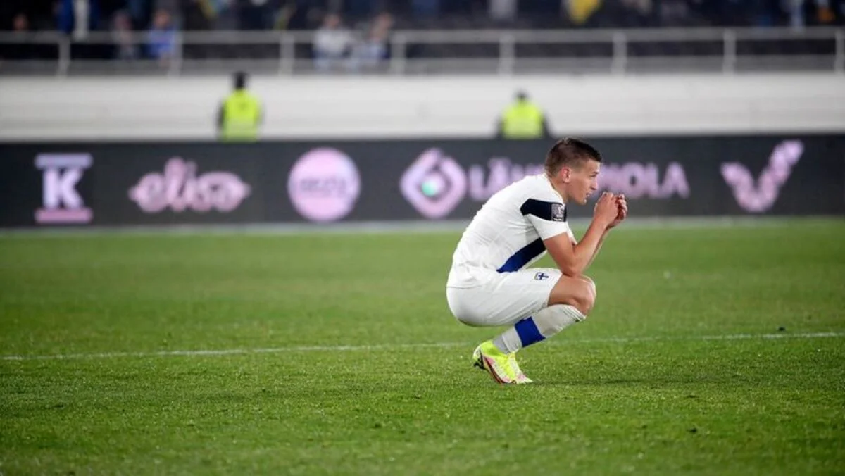 Робін Лод / AOP