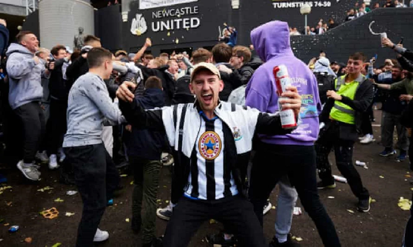 Фаны Ньюкасла / Фото The Guardian
