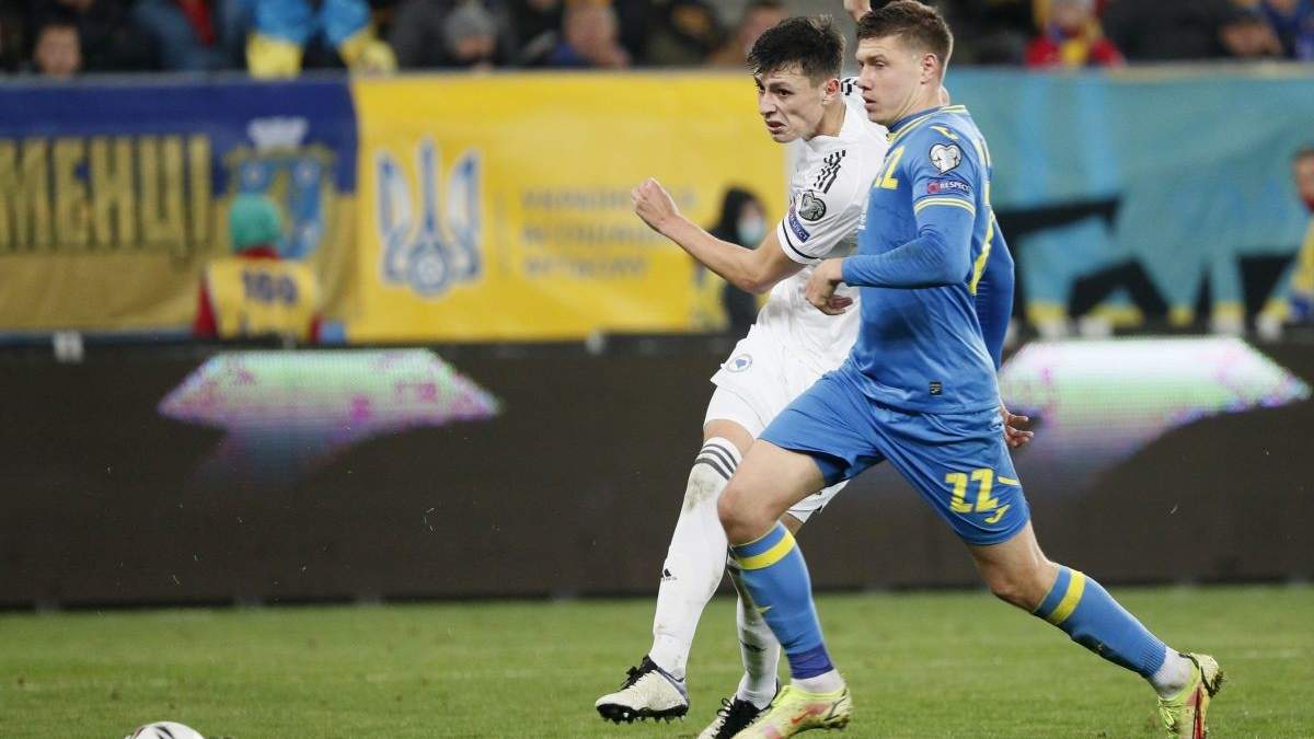 футбол украина босния и герцеговина