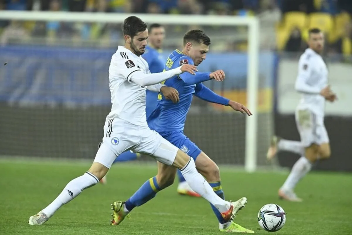 Николай Матвиенко (справа) / фото П. Кубанова