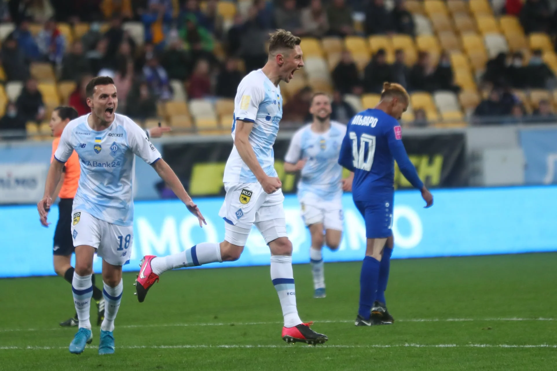 Львів – Динамо – 1:4 – відео голів та огляд матчу