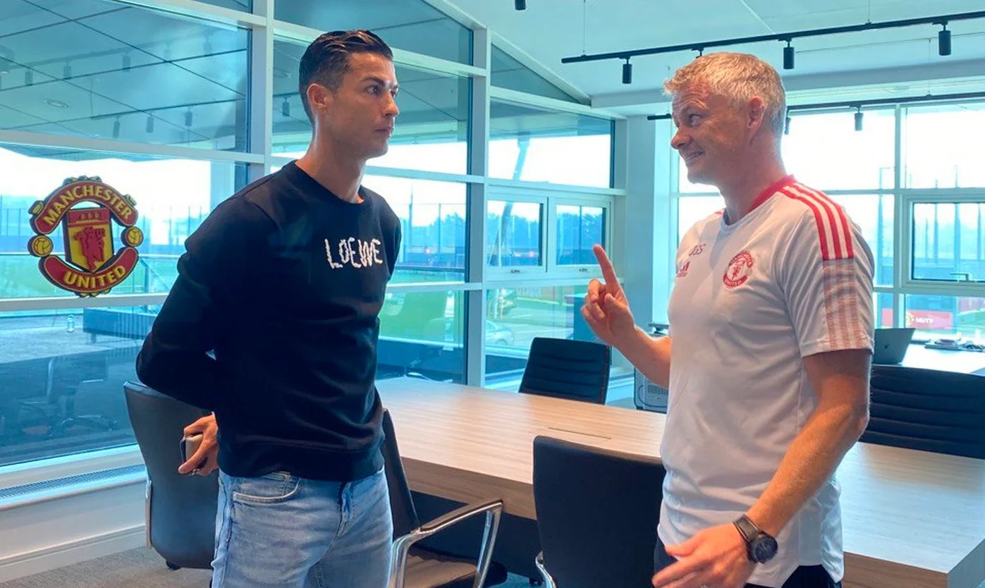 Криштиану Роналду и Уле Гуннар Сульшер / Фото Манчестер Юнайтед