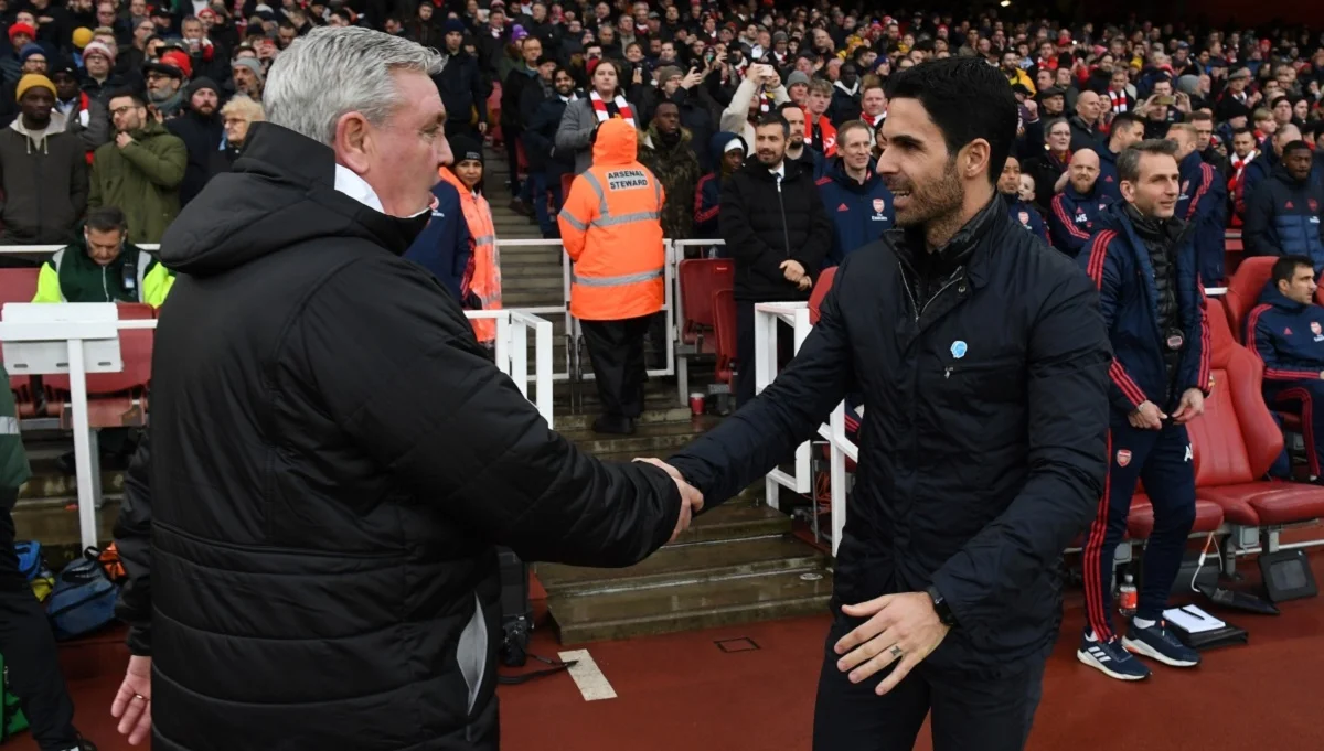 Стів Брюс та Мікель Артета / Getty Images