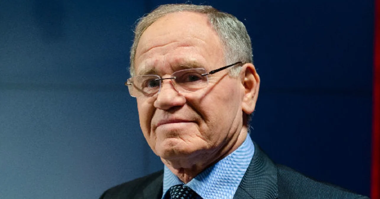 Фото к новости: "Я расплакался, когда услышал о смерти Морозова": Сабо шокирован потерей коллеги