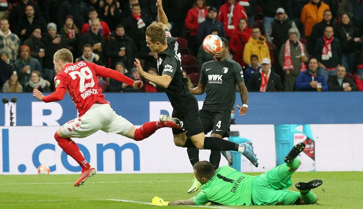 Майнц – Аугсбург – 4:1 / Твіттер ФК Аугсбург