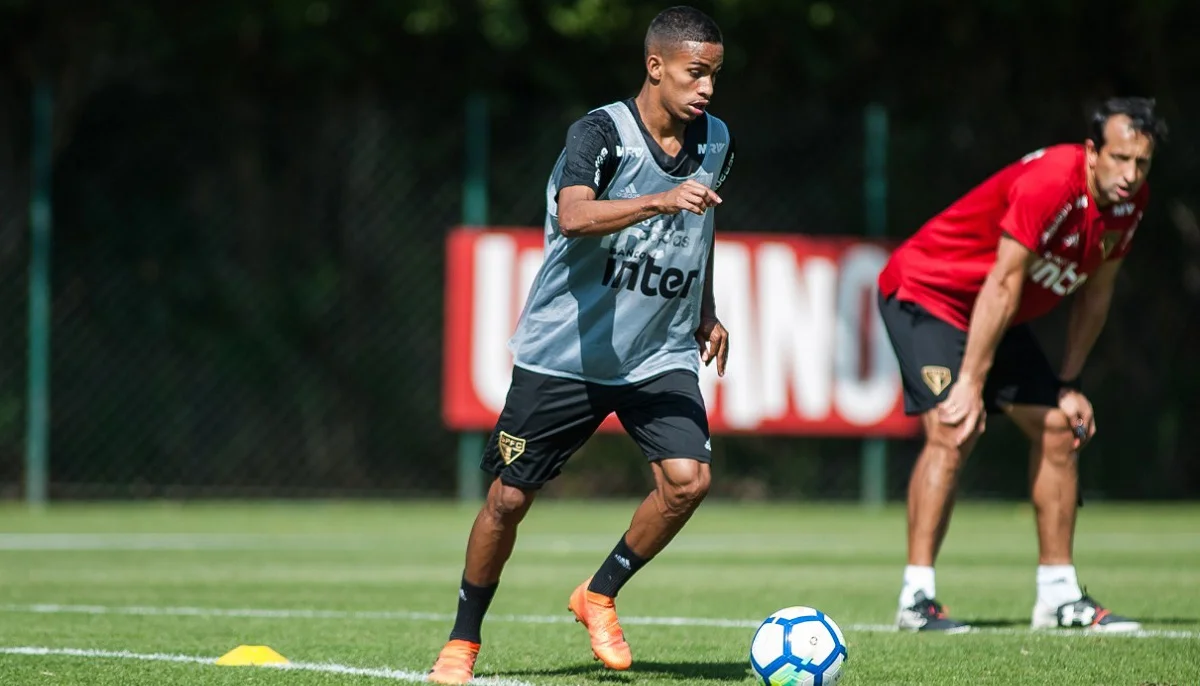 Паулиньйо Бойя / Rummens