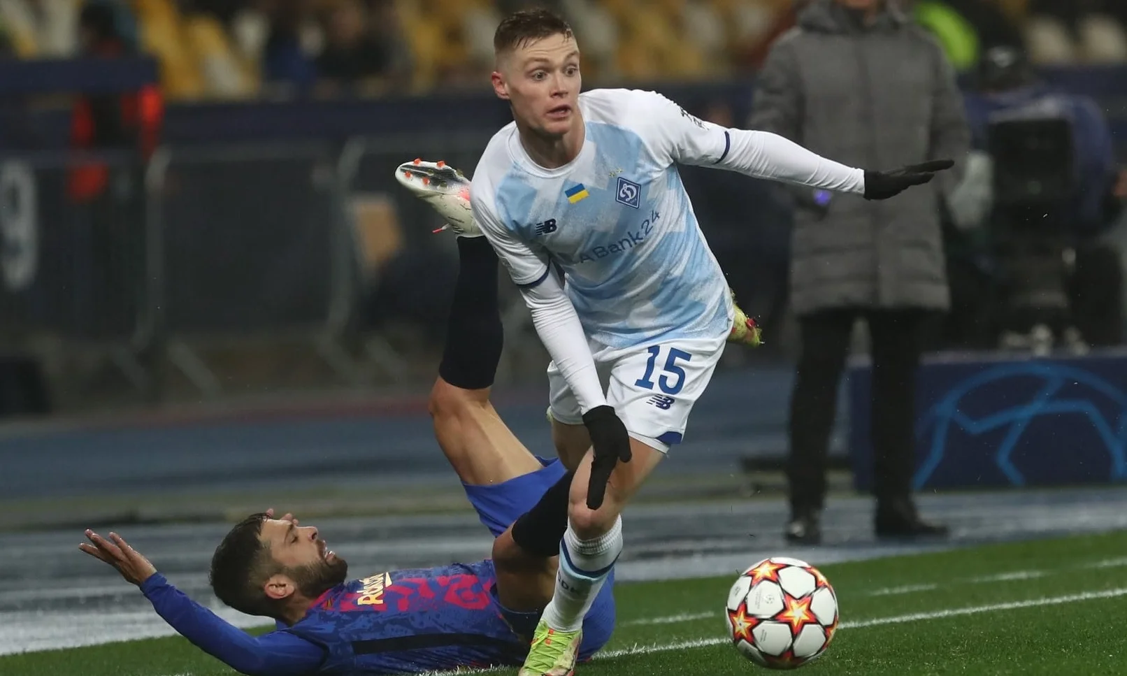 Динамо проиграло Барселоне / ФК Динамо