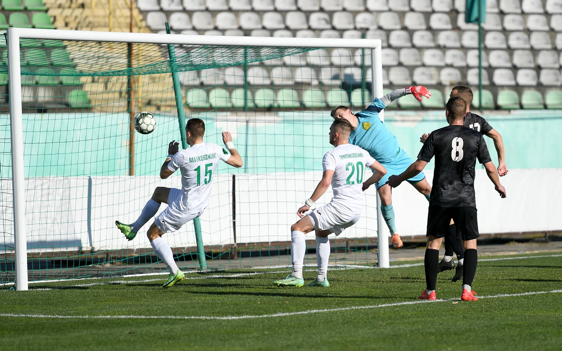 Друга ліга: Карпати в більшості розтрощили Рубікон на виїзді