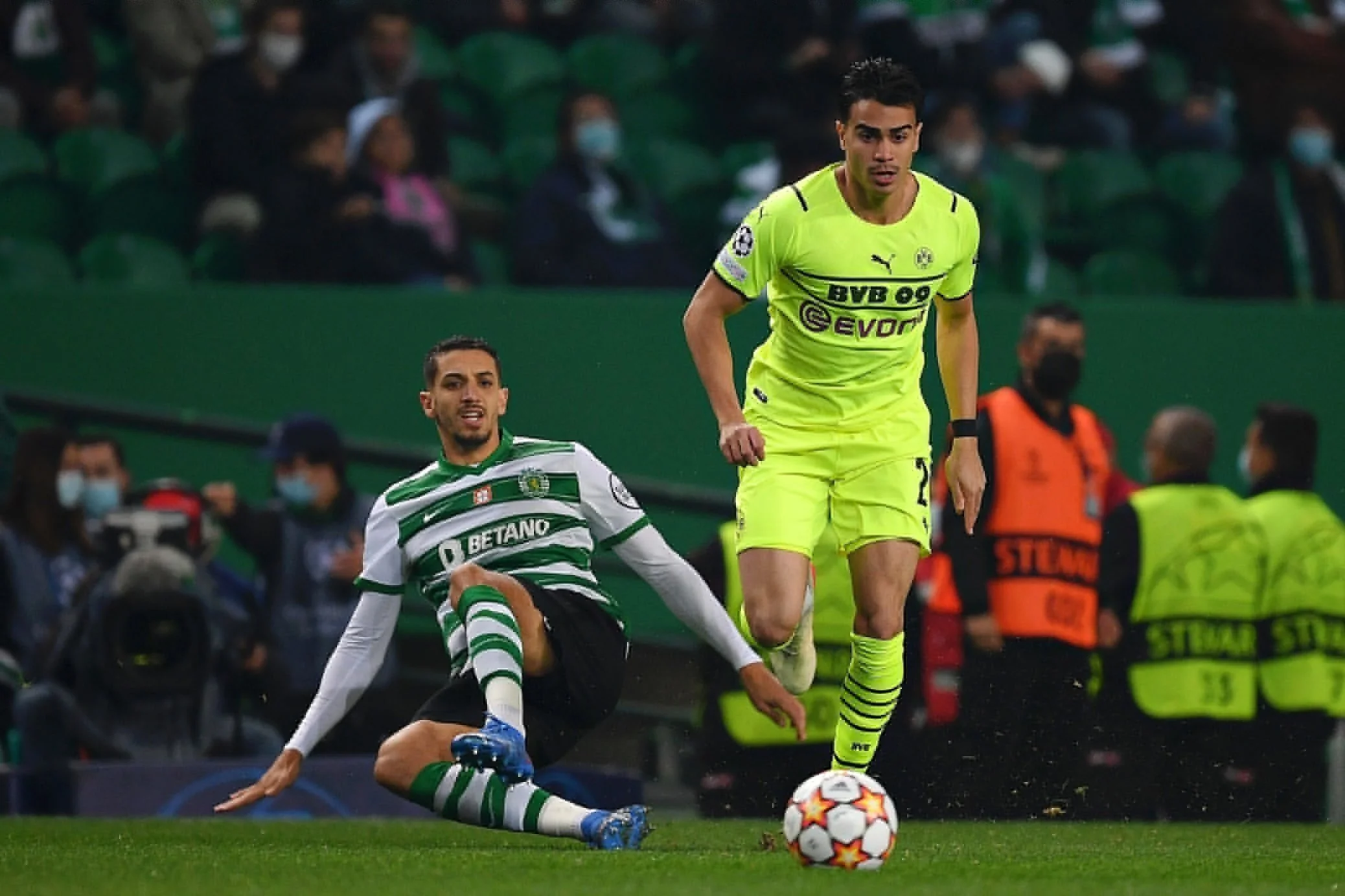 ЛЧ, 5 тур: счет и обзор матчей 24 11 2021