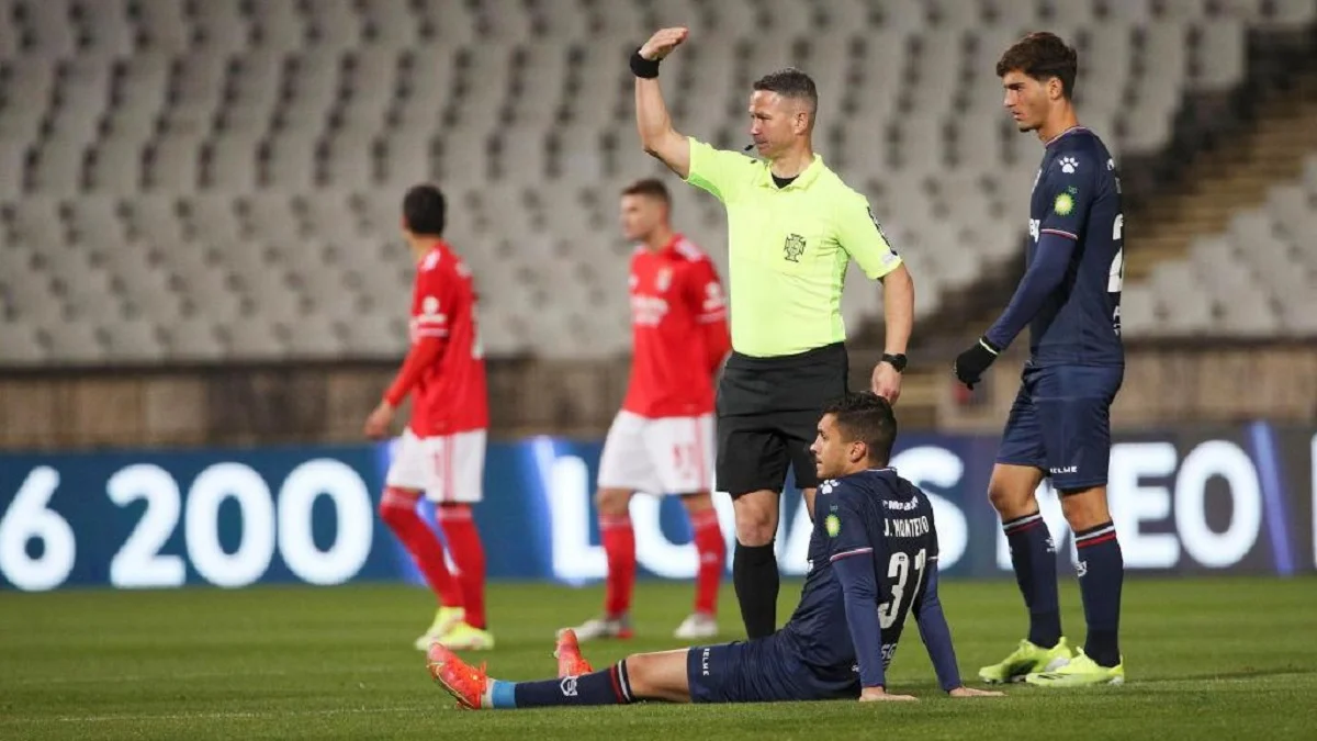 Протистояння Белененсеша і Бенфіки / maisfutebol.iol.pt