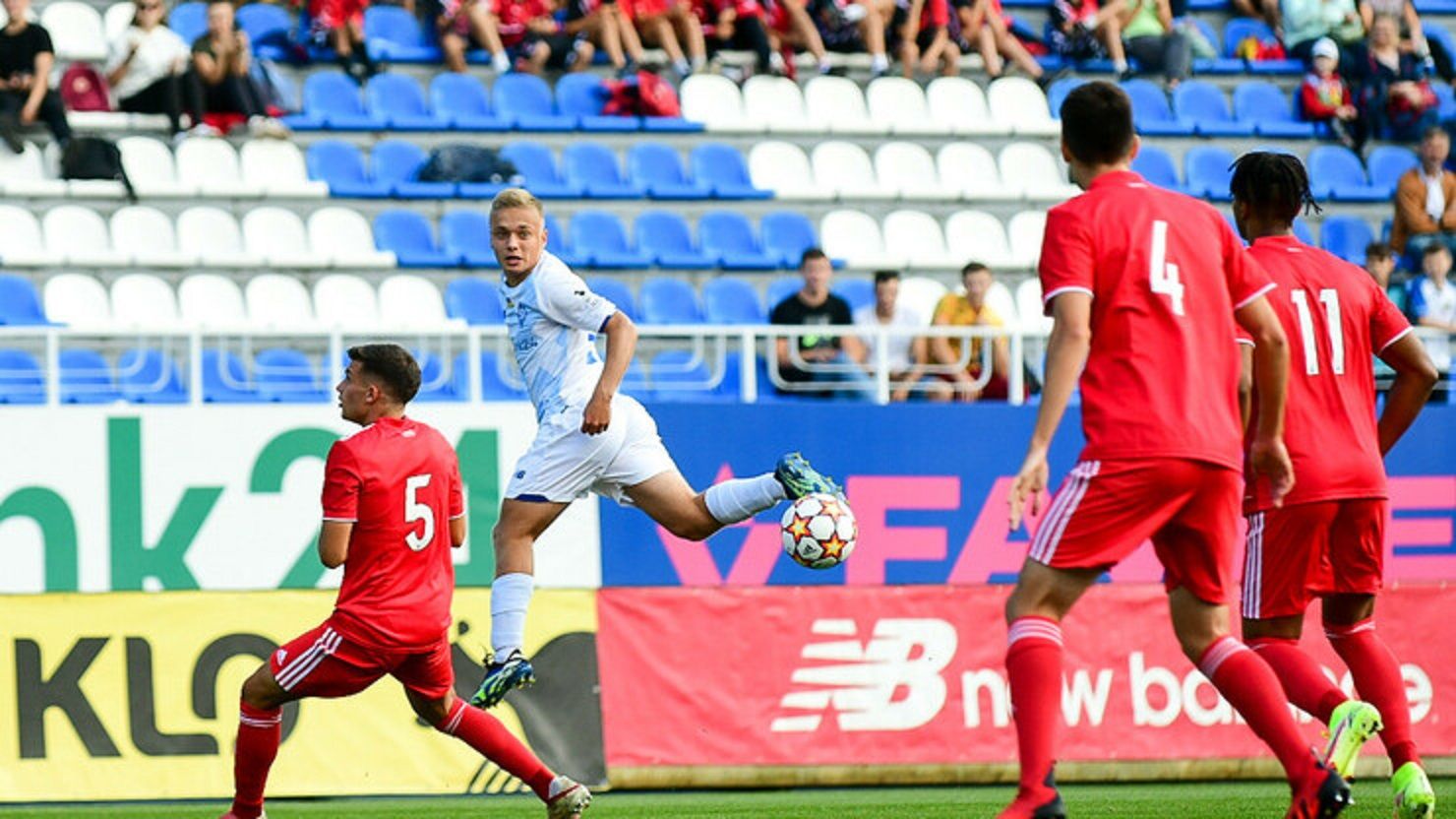 Бенфіка U-19 – Динамо U-19: онлайн-трансляція Юнацької ліги УЄФА