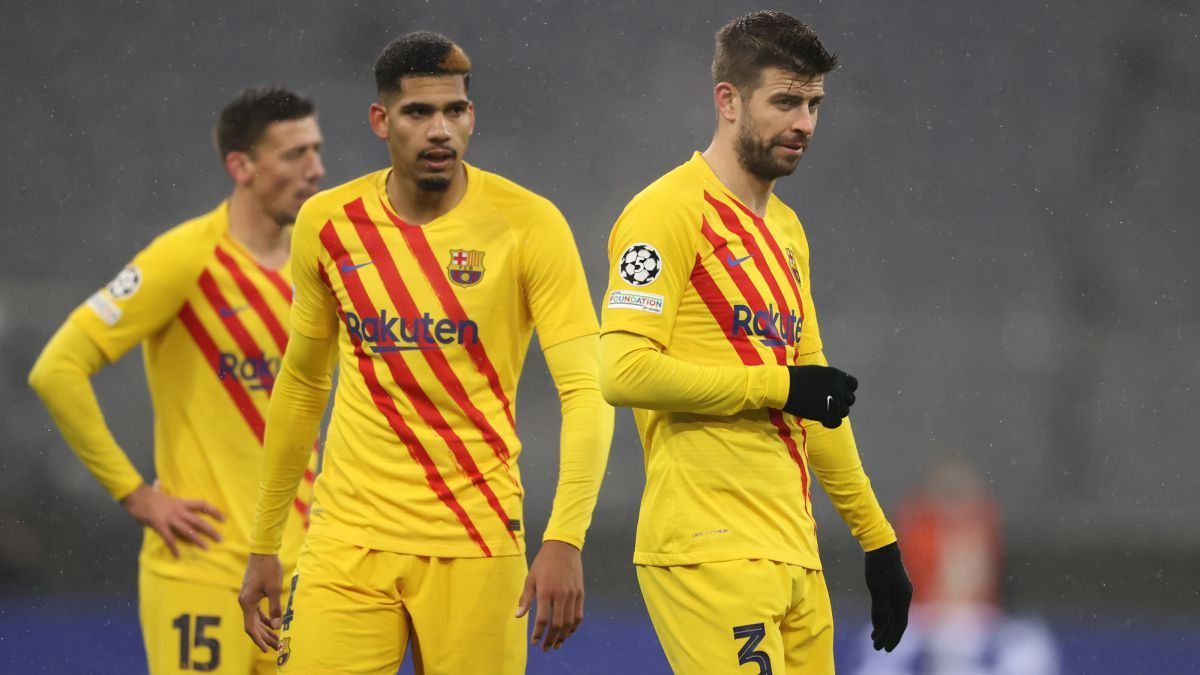 Барселона будет играть в 1/16 ЛЕ / Getty Images
